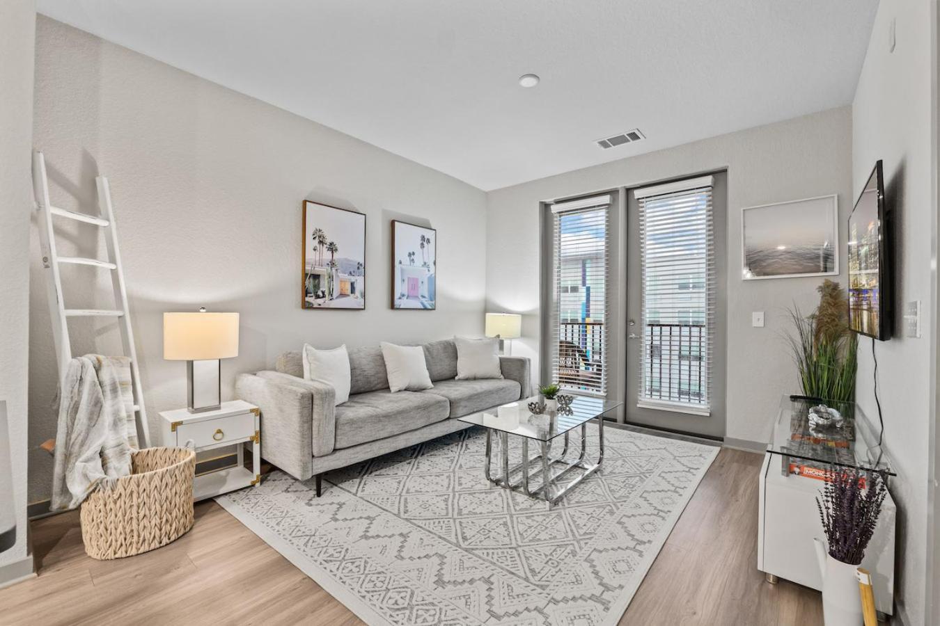 Tropicana Field 1 Bed In Downtown St Pete With Free Parking Сент-Пітерсбург Екстер'єр фото