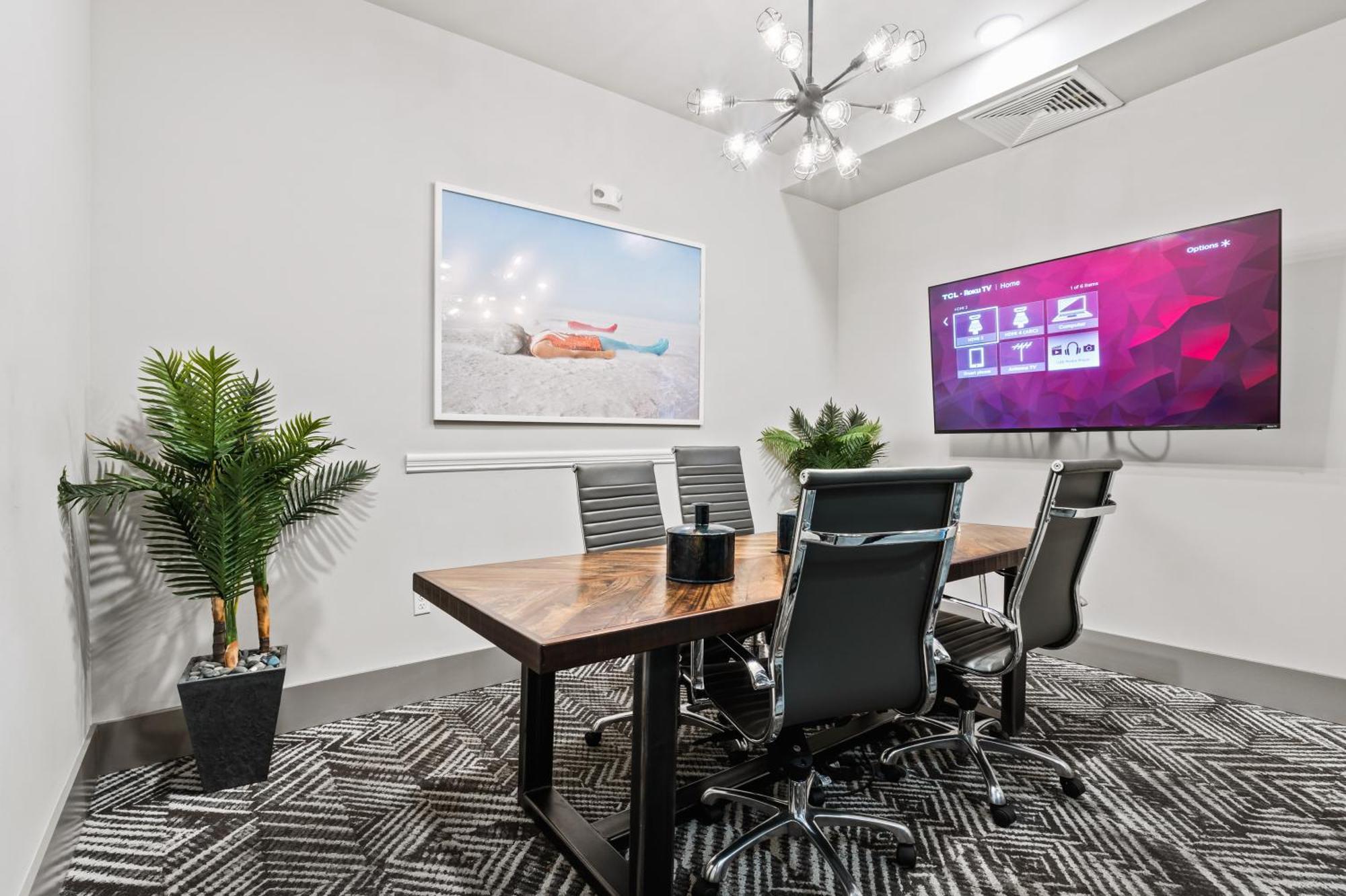 Tropicana Field 1 Bed In Downtown St Pete With Free Parking Сент-Пітерсбург Екстер'єр фото