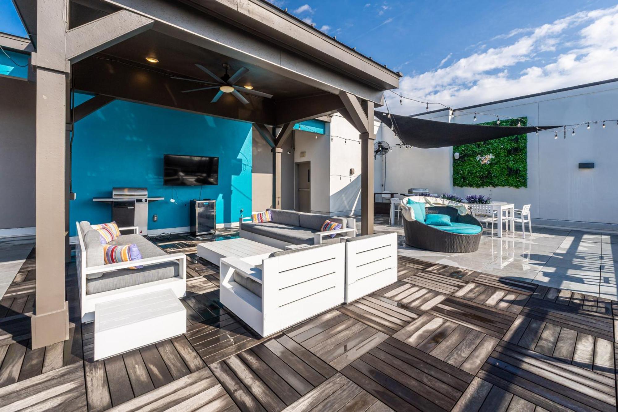Tropicana Field 1 Bed In Downtown St Pete With Free Parking Сент-Пітерсбург Екстер'єр фото
