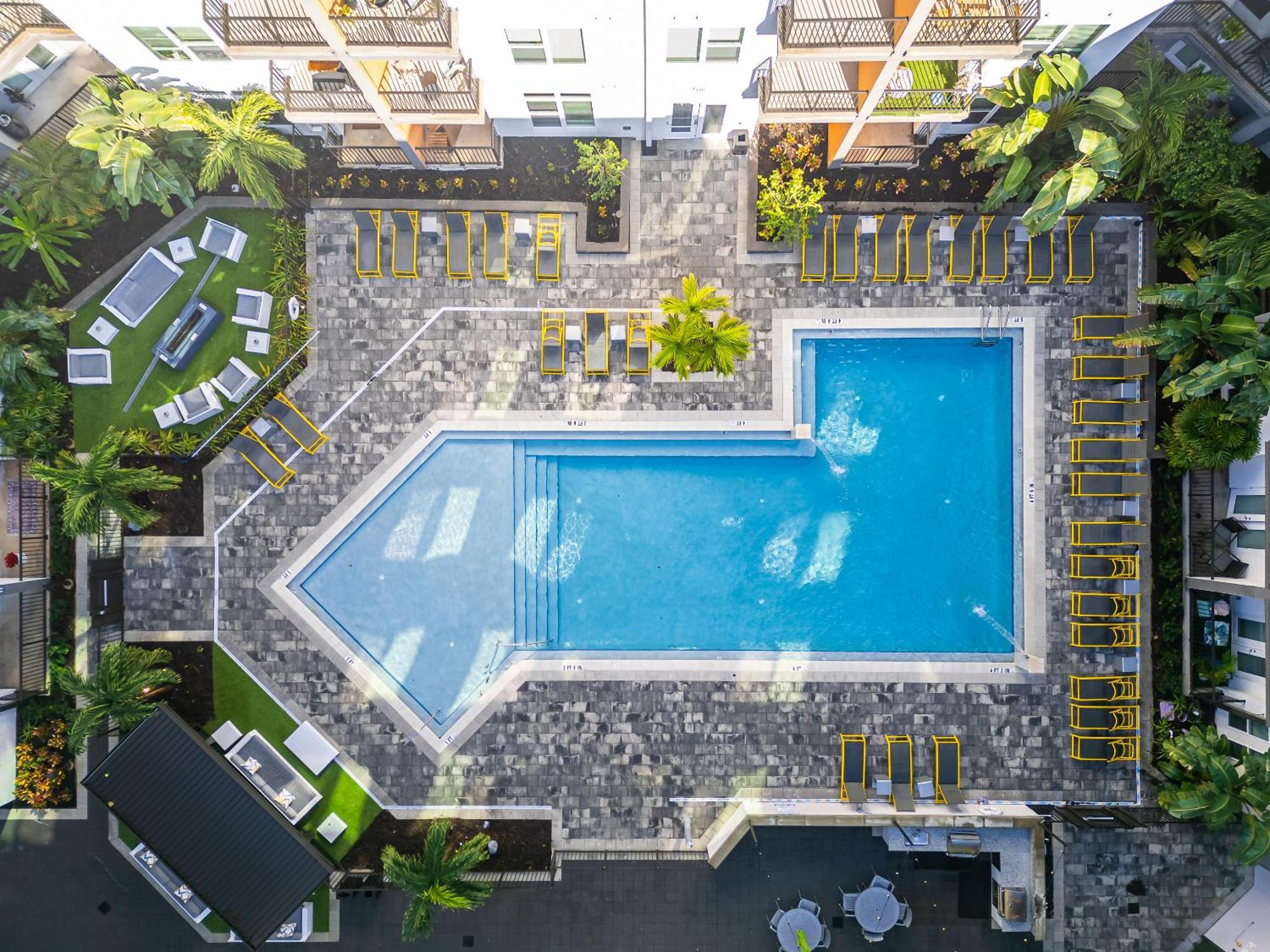 Tropicana Field 1 Bed In Downtown St Pete With Free Parking Сент-Пітерсбург Екстер'єр фото